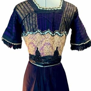 Antique 1850’s Victorian Dress. Short Sleeve Bodice with Layered Skirt Authentic